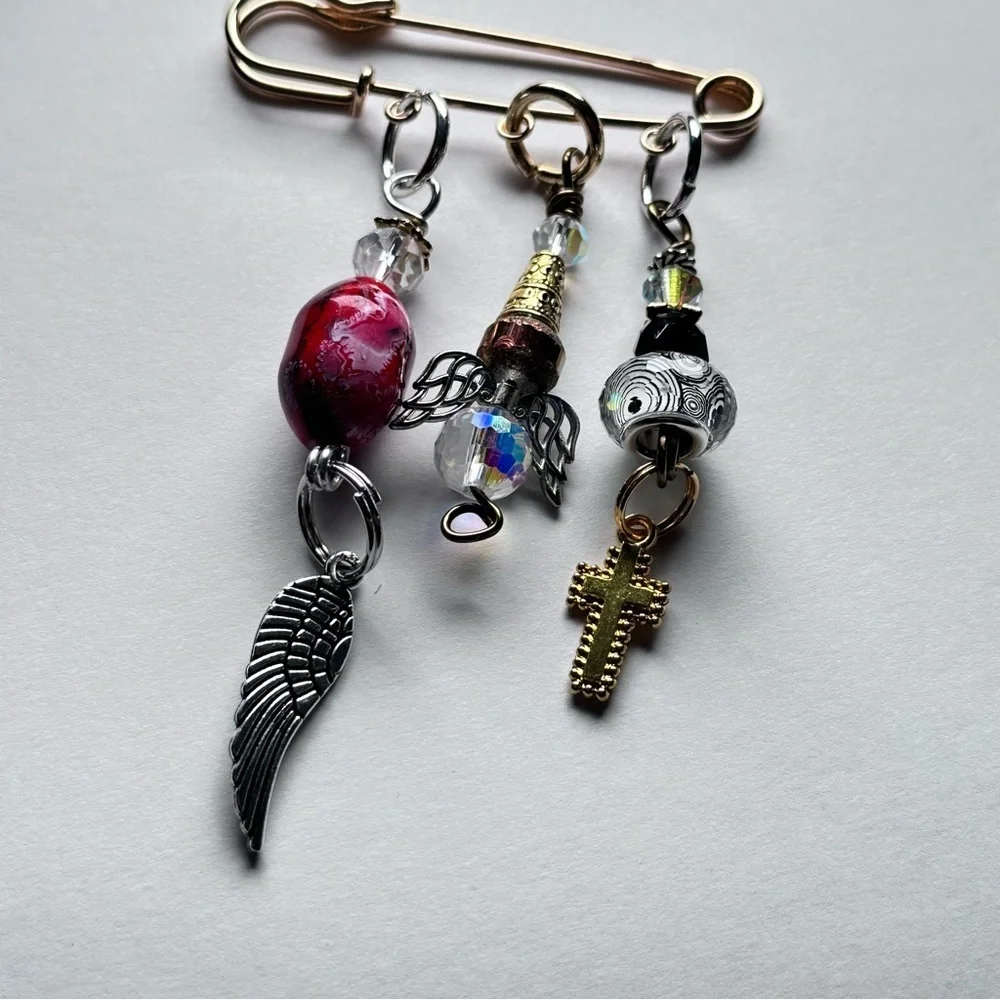 Brooch | Hand Crafted | Glass Beaded |  Pin Artisan Multicolor Wire-Wrapped OOAK